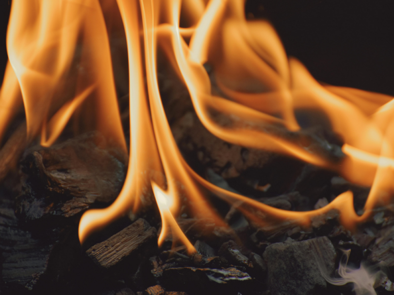 Onkruid bestrijden branden