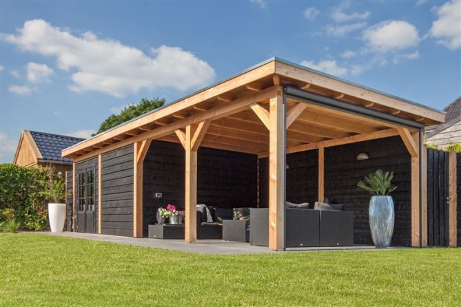 Overkapping in de tuin Overkapping in de tuin