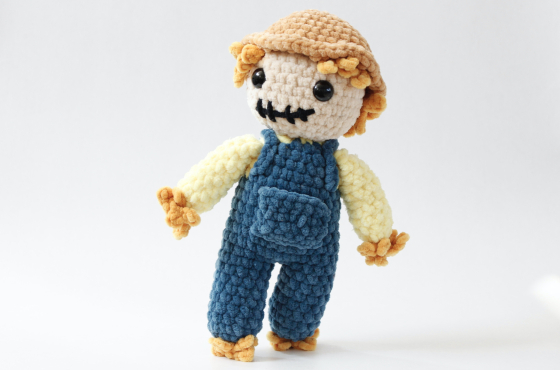 cute scarecrow crochet plush pattern Halloween amigurumi toy
