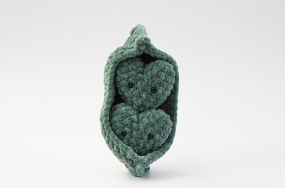 cute two peas in a pod crochet plush pattern love amigurumi
