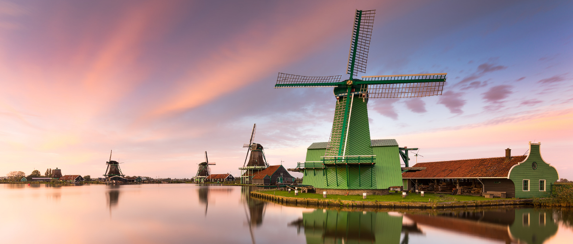 Discover Old Holland: Zaan Region With Windmills Village 'zaanse Schans'.