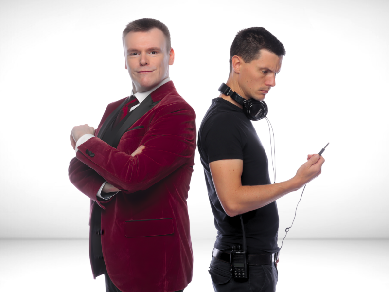 Entertainment goochelaar bedrijfsfeest inhuren Nederland en Belgie Entertainment goochelaar bedrijfsfeest inhuren Nederland en Belgie