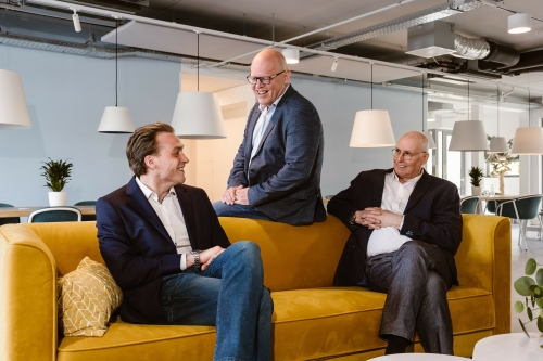 Favicon Fortis in Fiducia - Specialist in marktonderzoek, marketingadvies, business development, fusies en overnames