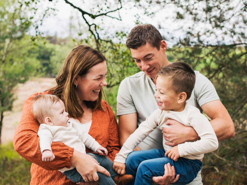 Familiefotografie - Gezin jonge kinderen - Fotografie Debbie - Barneveld