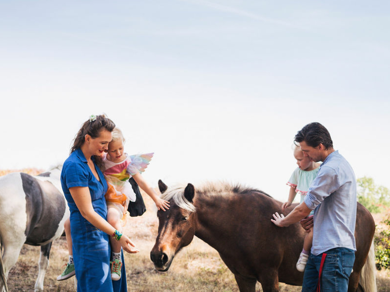 Familiefotografie - Gezin met paarden - Fotografie Debbie - Barneveld