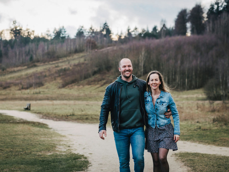 Loveshoot - Liefde foto - Fotografie Debbie - Barneveld - wandelen Loveshoot - Liefde foto - Fotografie Debbie - Barneveld - wandelen