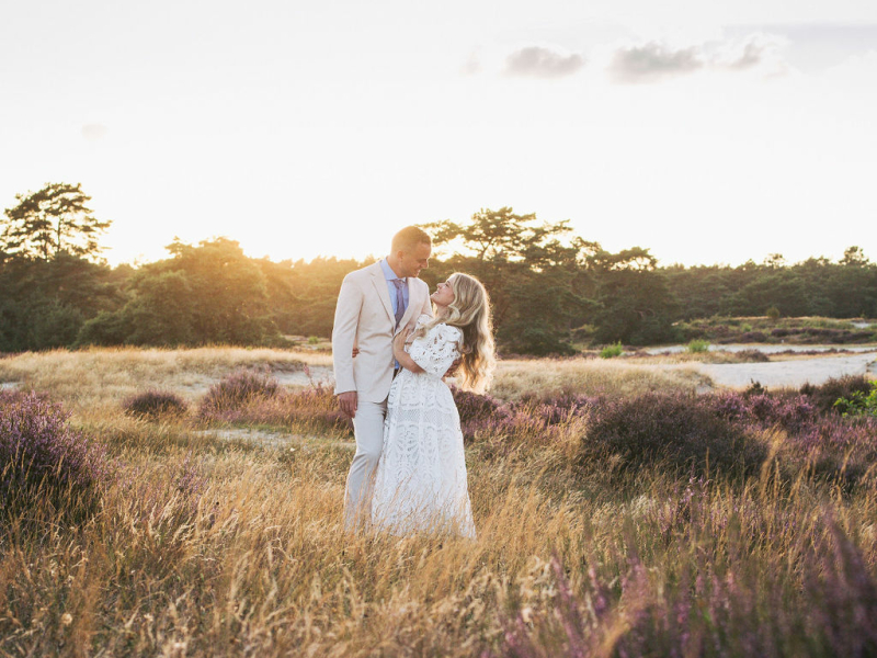 Loveshoot - Liefde foto - Fotografie Debbie - Barneveld - zon Loveshoot - Liefde foto - Fotografie Debbie - Barneveld - zon