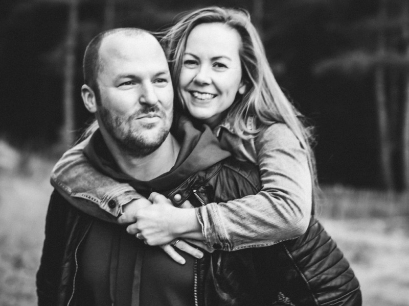 Loveshoot - Liefde foto - Fotografie Debbie - Barneveld - zwart wit Loveshoot - Liefde foto - Fotografie Debbie - Barneveld - zwart wit