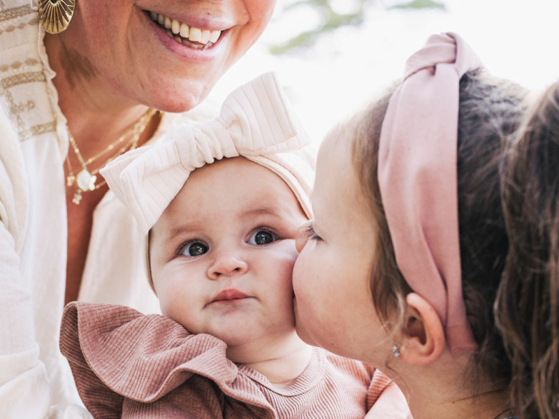 Newbornfotografie - Fotografie Debbie - Kusje Newbornfotografie - Fotografie Debbie - Kusje