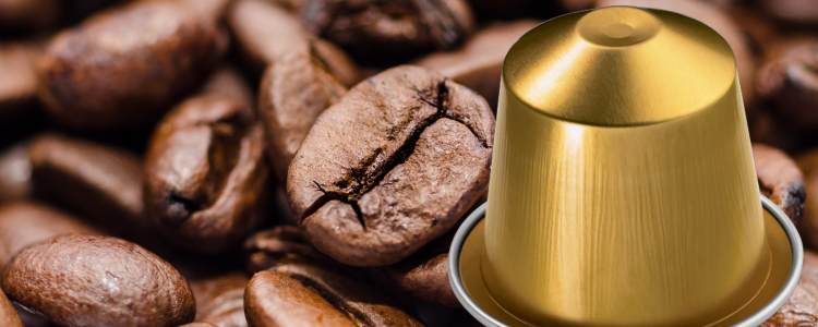 Différence d'une machine à café entièrement automatique avec une machine Nespresso
