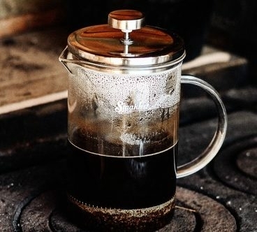 Faire du café avec une cafetière à passoire