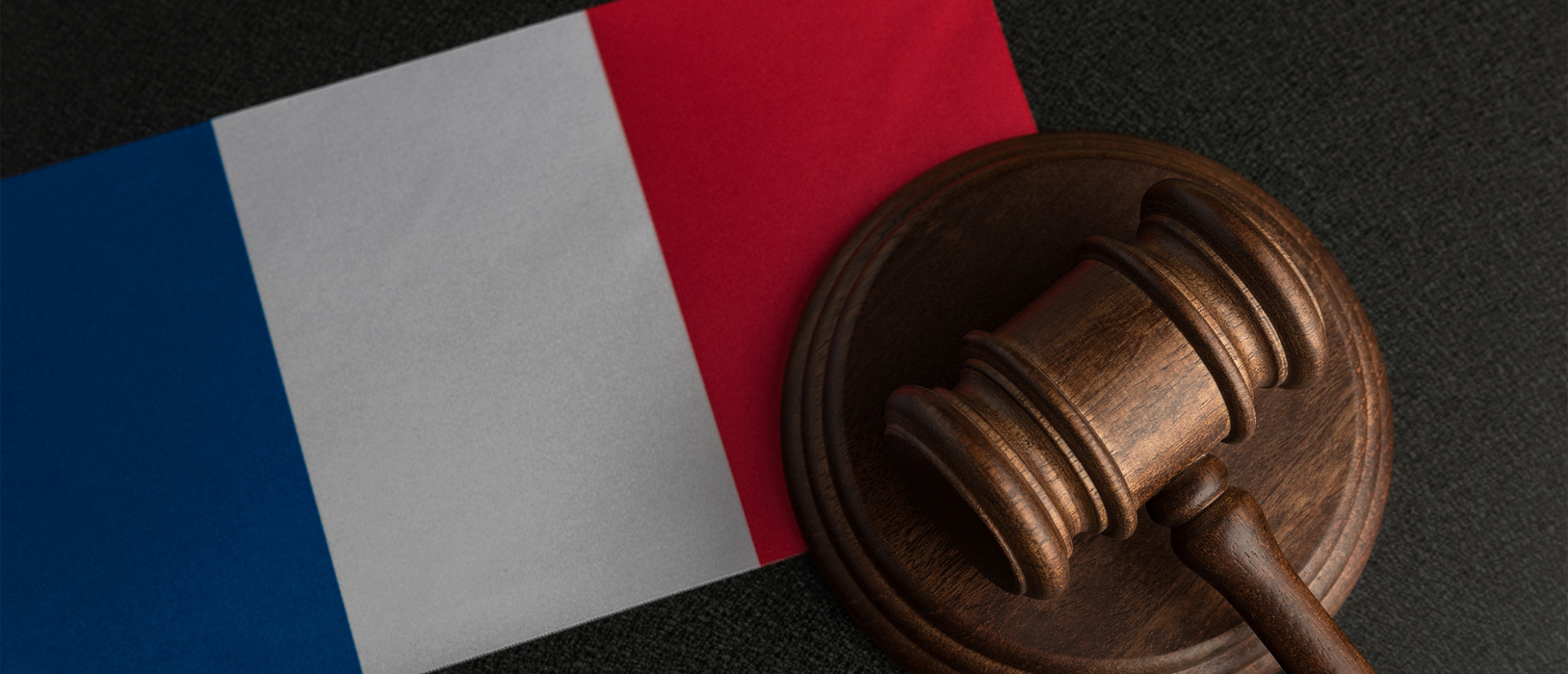 Gedagvaard voor de Franse strafrechter: gaan of niet?
