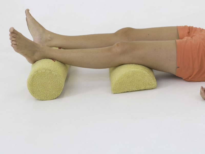 Fysio Maaike op restless legs kussen