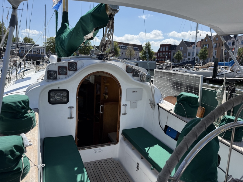 gallant 53 for sale te koop van de Stadt klassiek zeiljacht classic sailing yacht long distance oceangoing safe seaworthy around the world cruiser live aboard s-spant fin keel grp polyester