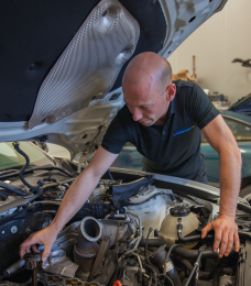 Gespecialiseerde BMW reparatie, onderhoud en motorrevisie | Garage Woest Nunspeet Professioneel BMW onderhoud, storingsdiagnose en motorrevisie bij Garage Woest Nunspeet