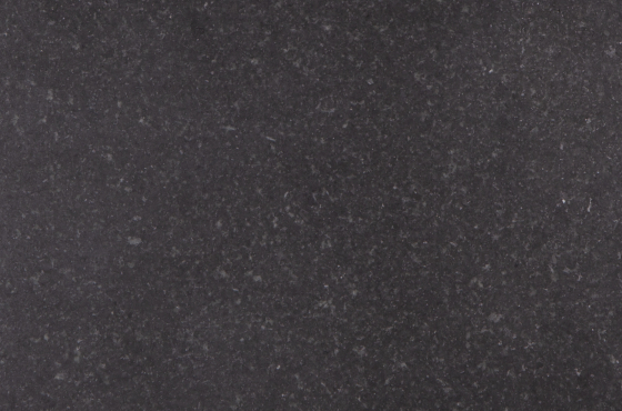 graniet-oppervlak-black-karnaka-honed