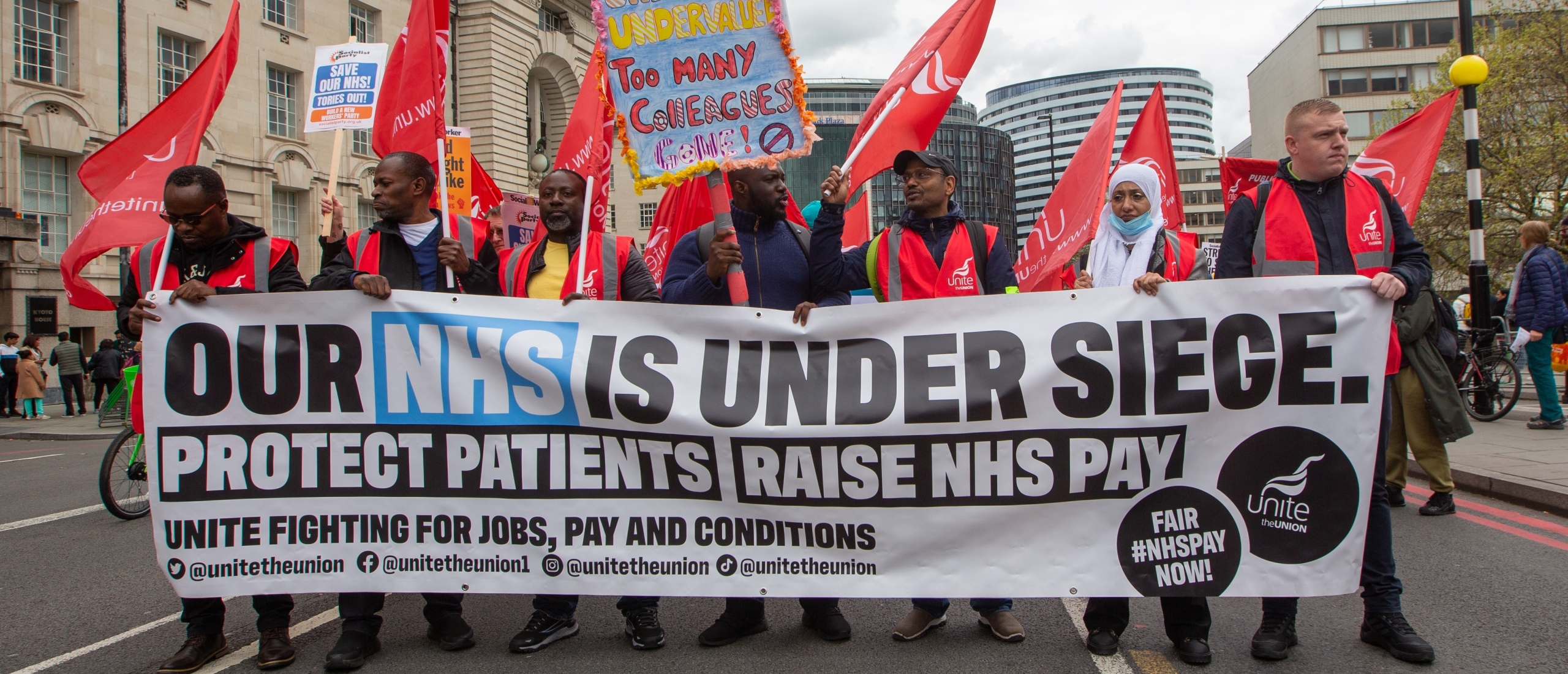 Britse vakbonden na stakingen akkoord met loonsverhoging zorg