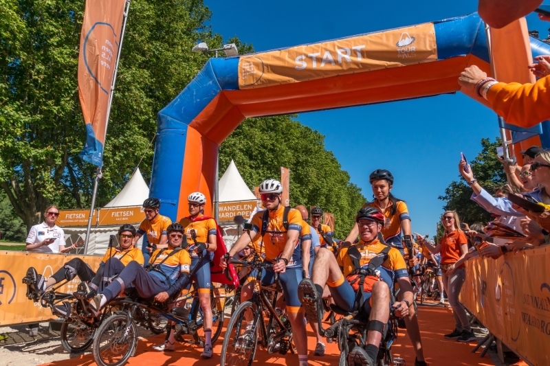 Tour du ALS 2024 in het Zuid-Franse bergdorpje Malaucène.