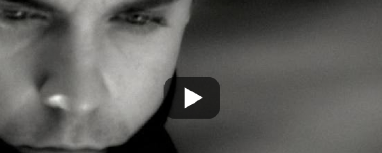 Angels - Robbie Williams op gitaar met de juiste gitaarakkoorden leren spelen