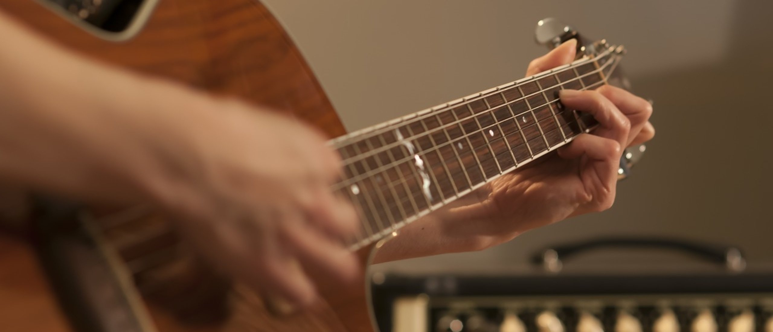 Hoeveel gitaarlessen nodig voor je gitaar kunt spelen?