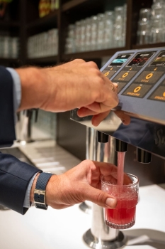 Tap duurzame frisdranken uit onze dispensers. Ideaal voor op kantoor