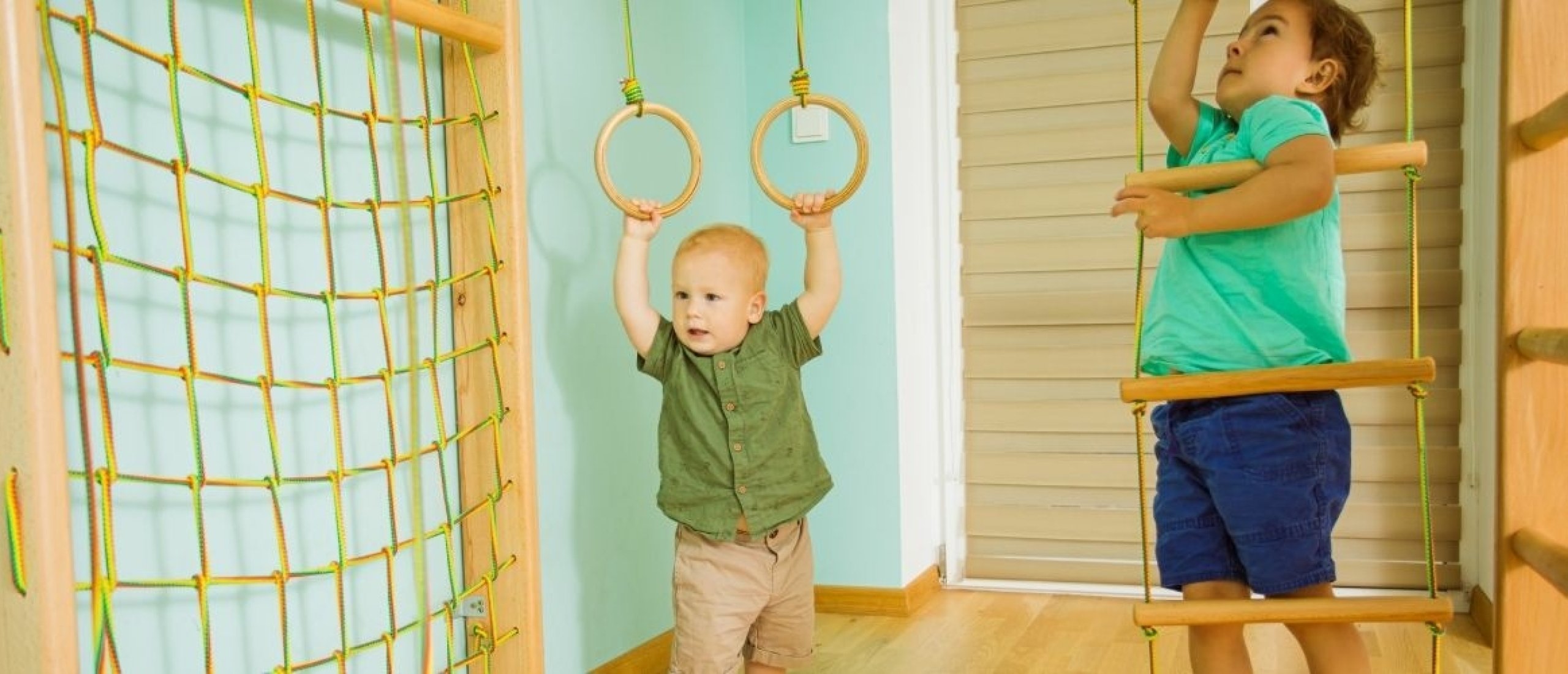 Move with your toddler; stimulate motor development!