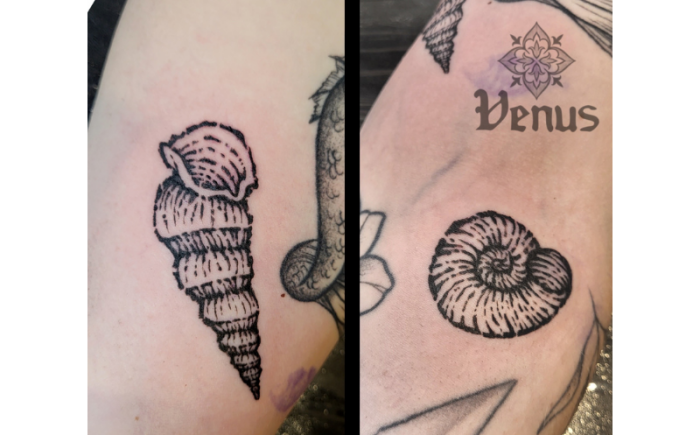 Etch tattoo van schelpen