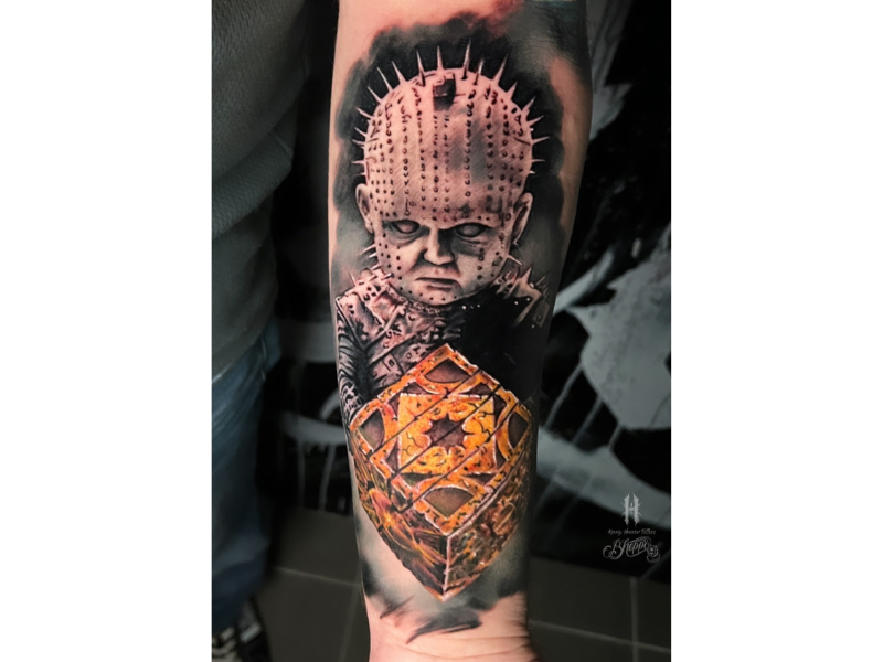 Realisme tattoo Hellraiser