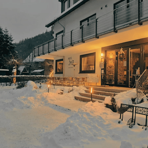 Feiern Sie Silvester im Harz Hotel Iris mit unserem 4-tägigen Silvesterarrangement