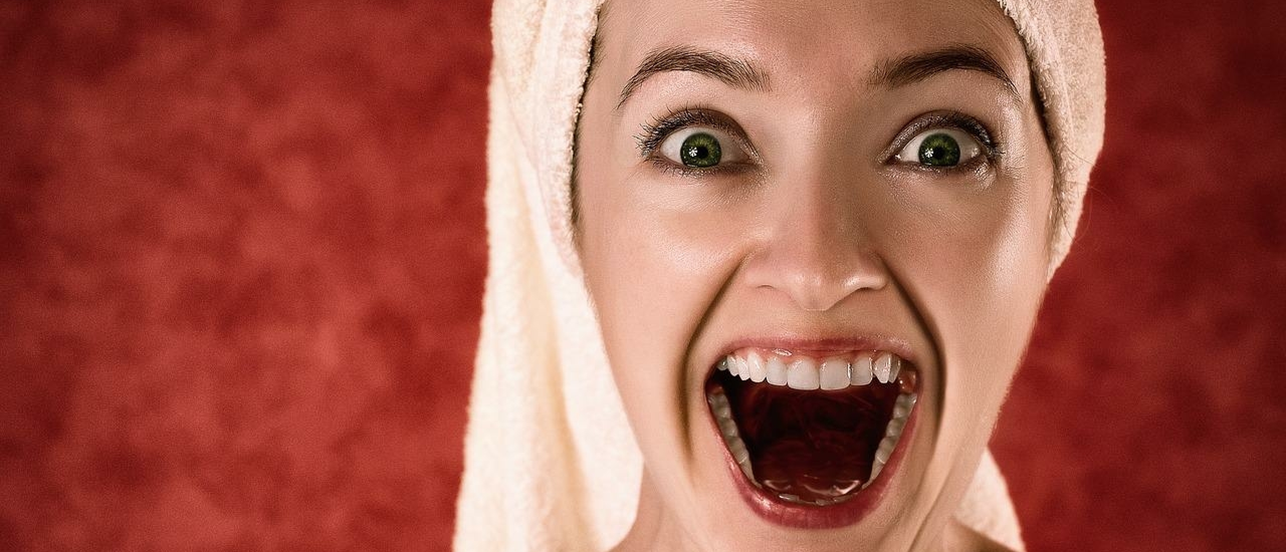 thumbnail of surprised woman