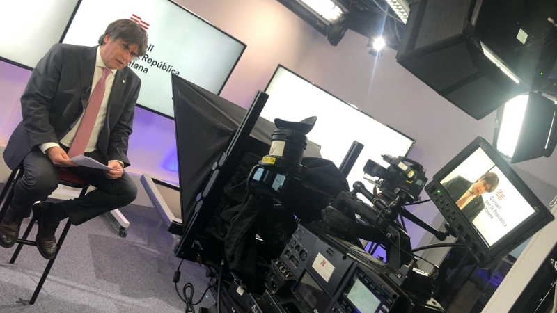 Puigdemont in broadcasting studio in Brussels