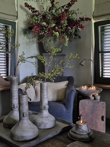 Landelijke woonaccessoires in landelijk interieur
