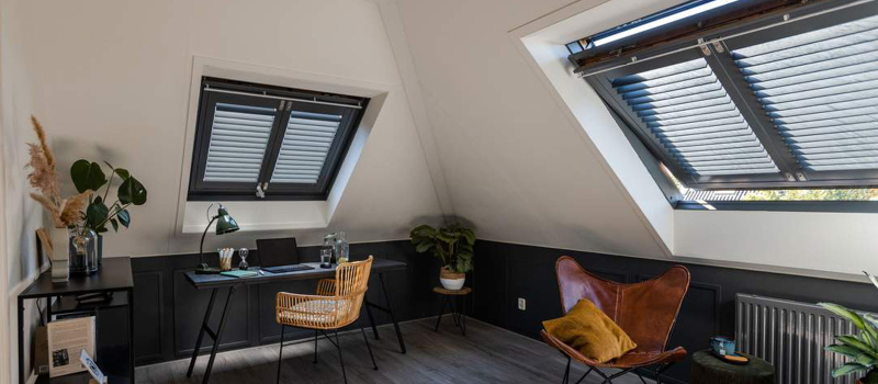 Luxaflex shutters dakramen Luxaflex shutters dakramen