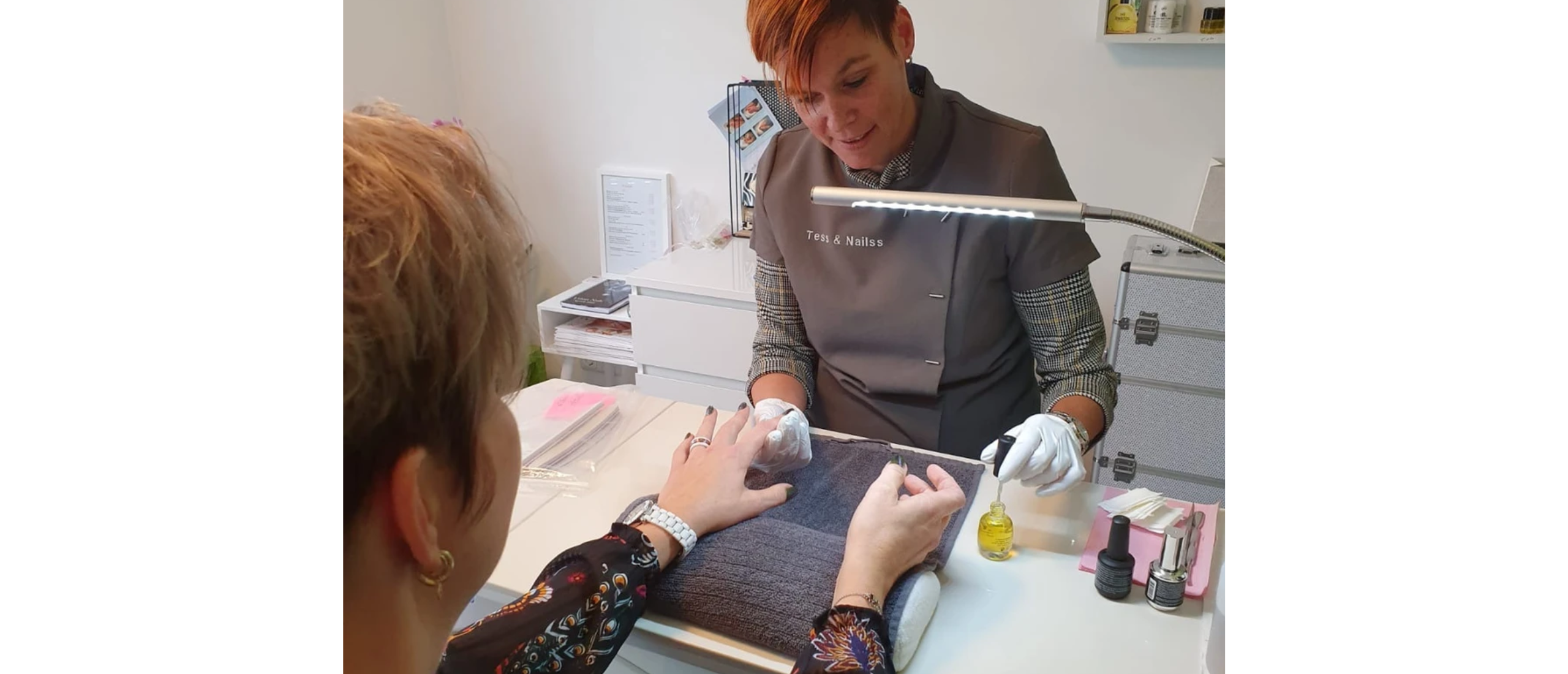 Nagelverzorging en Stijl bij Tess & Nailss: Hoogwaardige Nagelbehandelingen voor Onberispelijke Handen