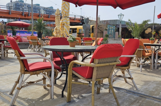 terraskussens-strandpaviljoen-all-weather-scheveningen