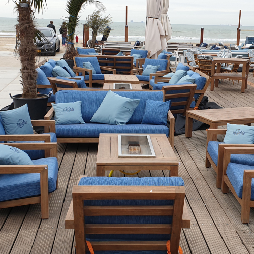 horeca-kussens-loungekussens-beachclub-scheveningen