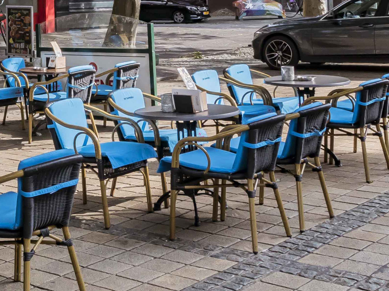 terraskussens-horecakussen-op-maat-gemaakt-terrasstoel-kussens