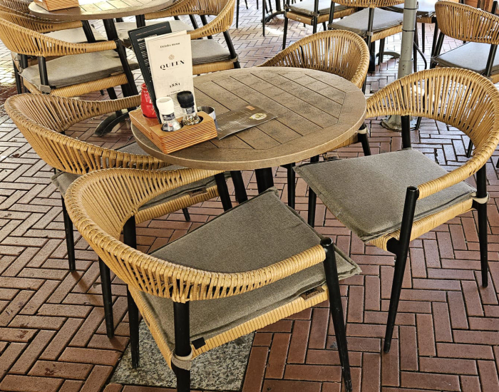 verwarmde-terrasstoelkussens-horeca-queen-eindhoven