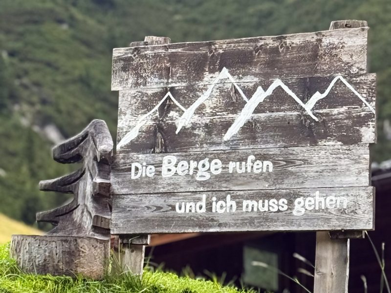 huttentocht-met-kinderen-oostenrijk-tirol-seefeld-3-4-5-dagen-tips-route-hans-en-nel-bergwandelen-zomervakantie-berghut