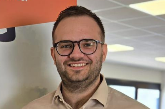 bram bram op kantoor van hybrit