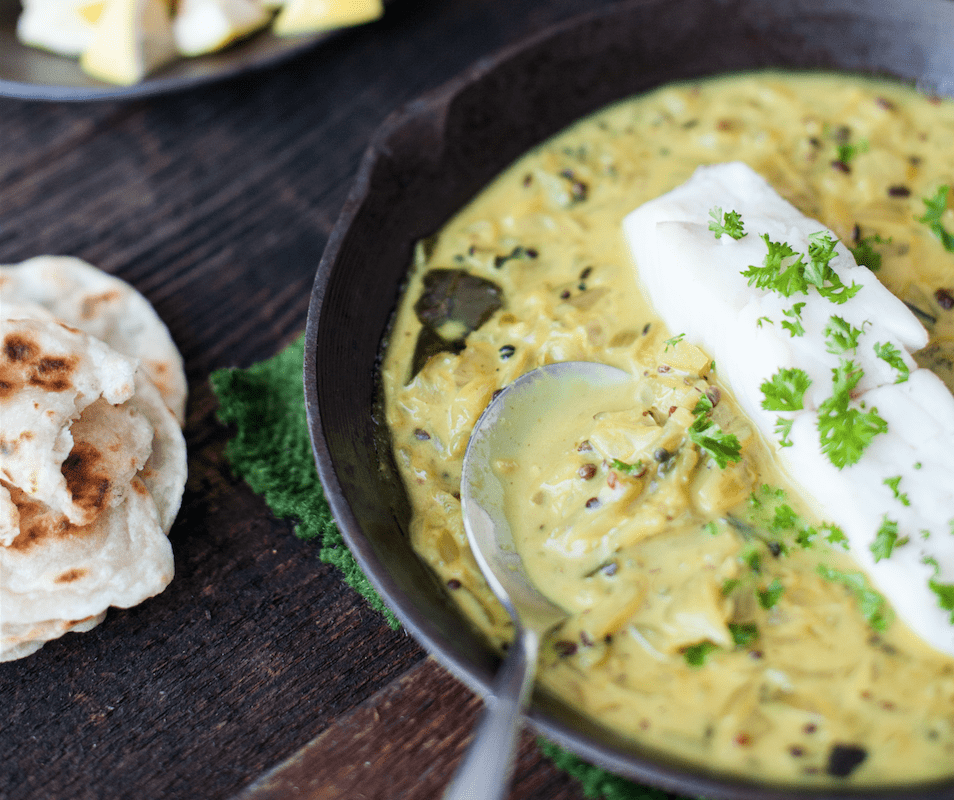 Curry met zeebaars