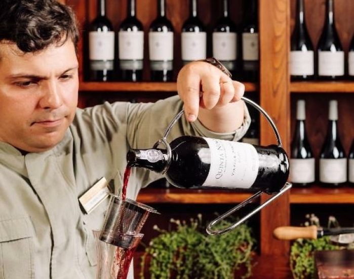 Sommelier Quinta Nova Winery