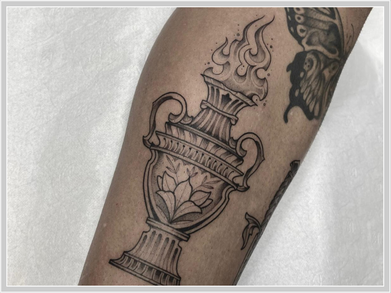 black work tattoo artiest apeldoorn