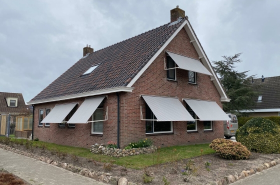 Effectief zonweren met uitvalschermen