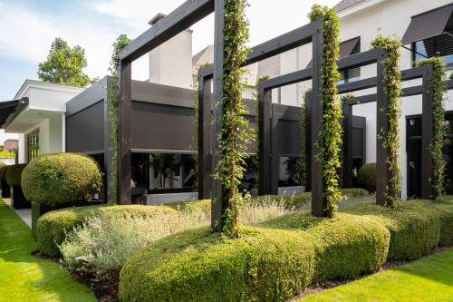 Terras en tuin zonwering lamellendaken Lamellendaken van Verana