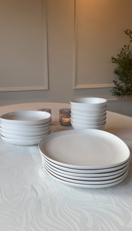 organisch action servies mat wit assymetrisch