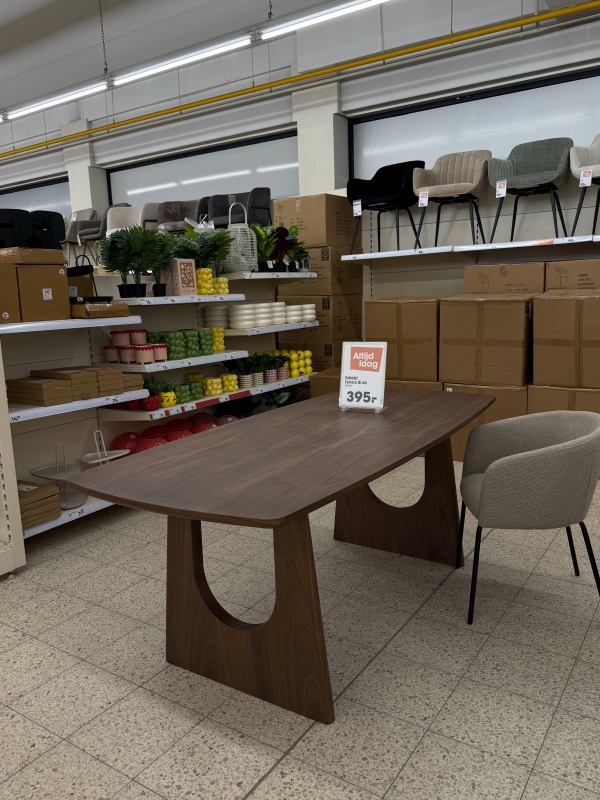 Eettafel Ferrara Kwantum | Walnoot Japandi Eettafel voor €395