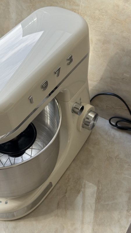 Lidl komt met Smeg dupe retro keukenapparaten keukenmachine