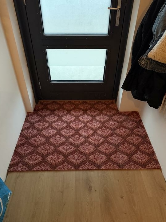 Kwantum deurmat Ymke in hal op maat gemaakt