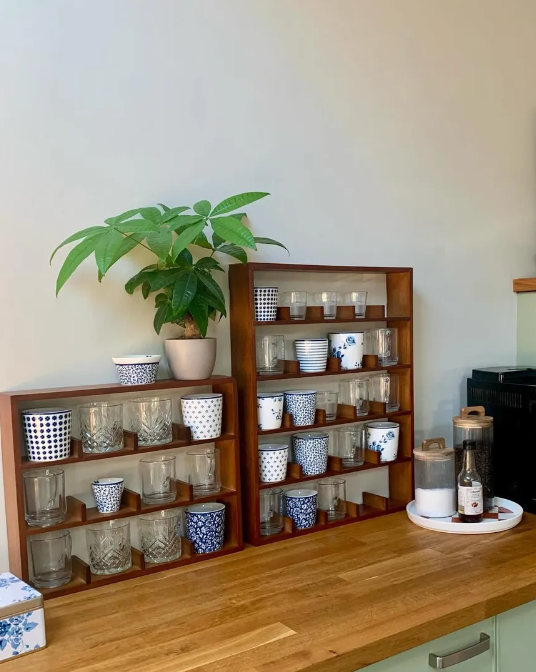 Het Xenos mokkenrek in twee formaten voor de keuken